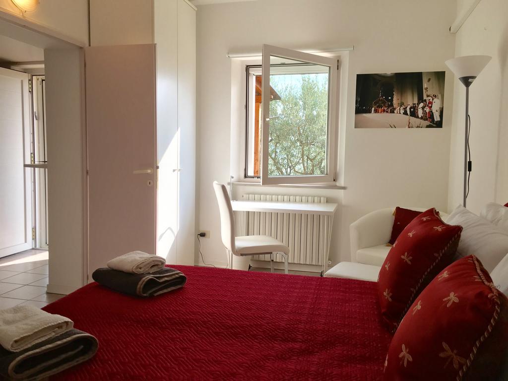 Assisi Villa Randr San Vitale Δωμάτιο φωτογραφία